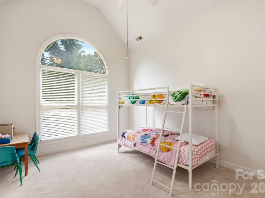 13101 Darby Chase Drive, Charlotte, NC 28277.  MLS# CAR4396206, YatesRealty ID 45016. 