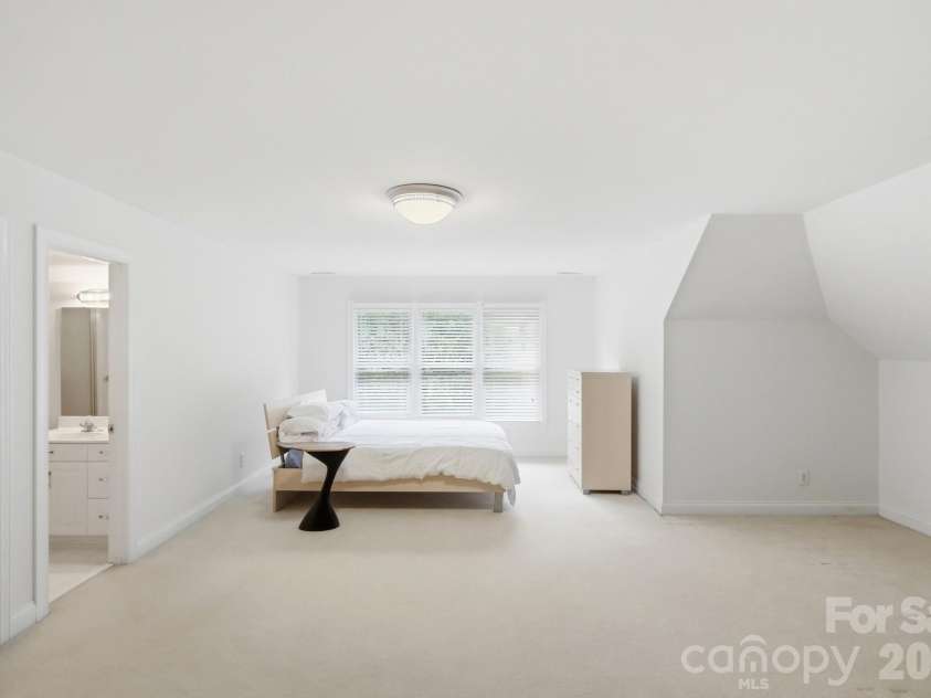 13101 Darby Chase Drive, Charlotte, NC 28277.  MLS# CAR4396206, YatesRealty ID 45016. 