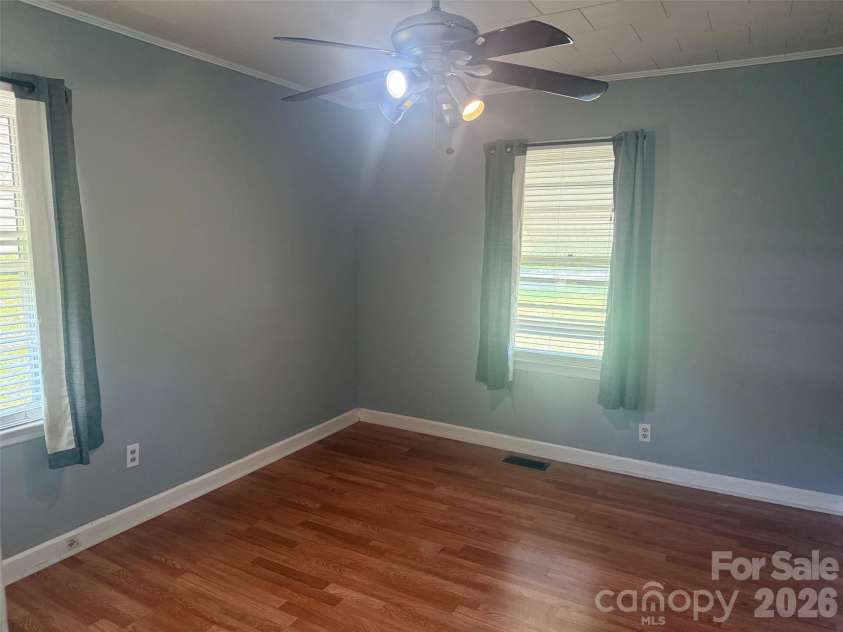 405 Woodland Drive, Kershaw, SC 29067.  MLS# CAR4412557, YatesRealty ID 45019. 