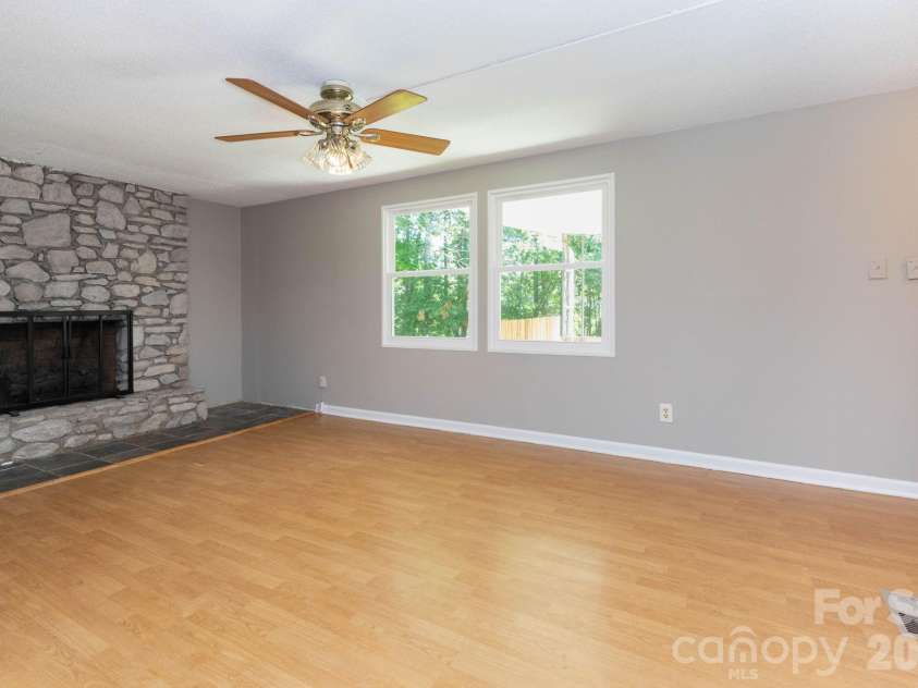 38 Mountainberry Lane, Fairview, NC 28730.  MLS# CAR4345416, YatesRealty ID 4502. 