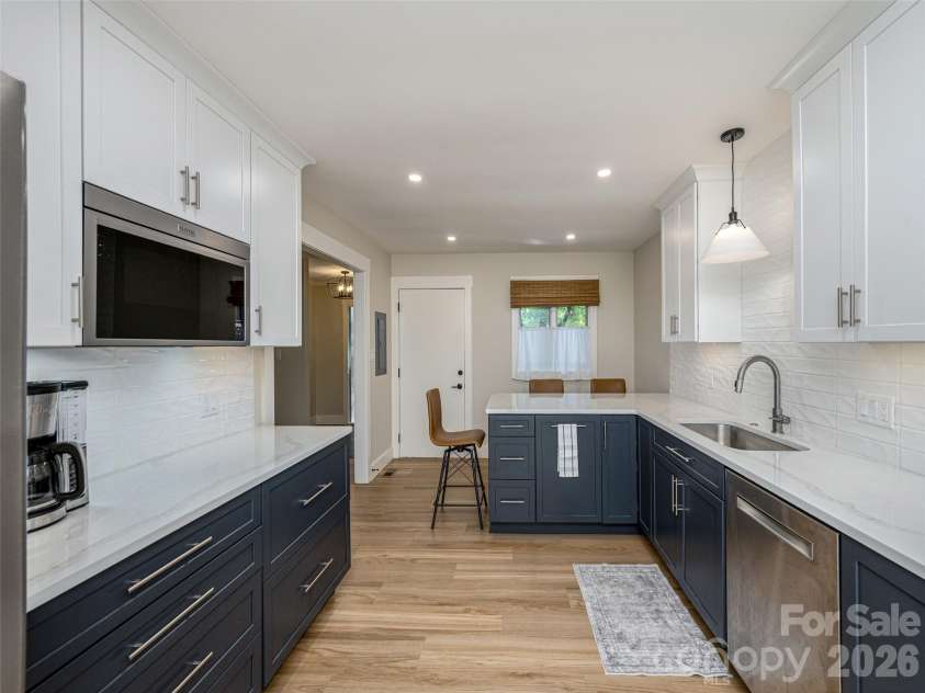 433 Crowfields Drive, Asheville, NC 28803.  MLS# CAR4414643, YatesRealty ID 45020. Another View of the Kitchen