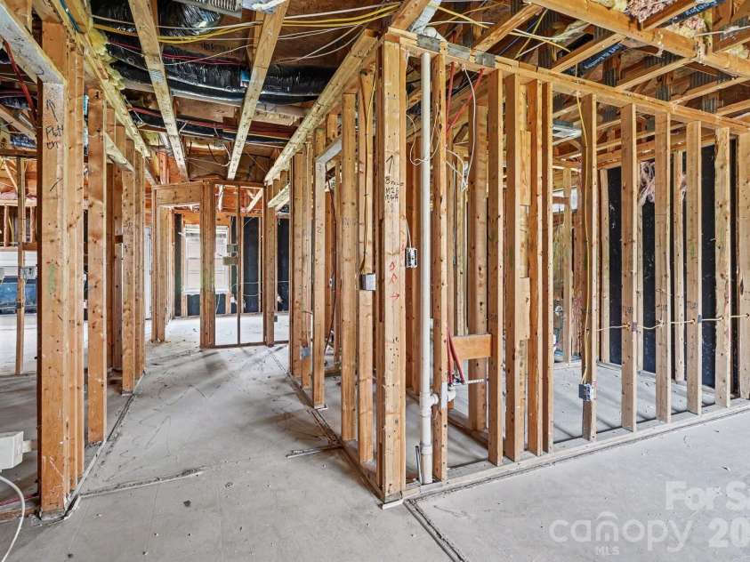 10411 Pickerel Lane, Charlotte, NC 28213.  MLS# CAR4399845, YatesRealty ID 45021. 