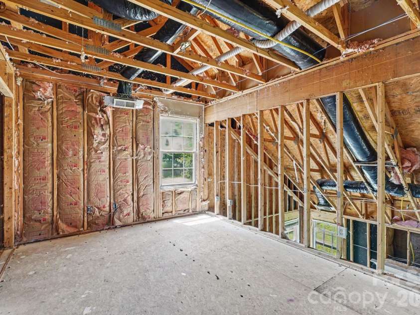 10411 Pickerel Lane, Charlotte, NC 28213.  MLS# CAR4399845, YatesRealty ID 45021. 