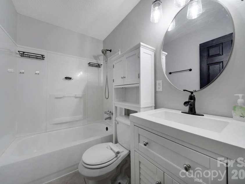 403 Church Street, Gastonia, NC 28054.  MLS# CAR4403736, YatesRealty ID 45022. 
