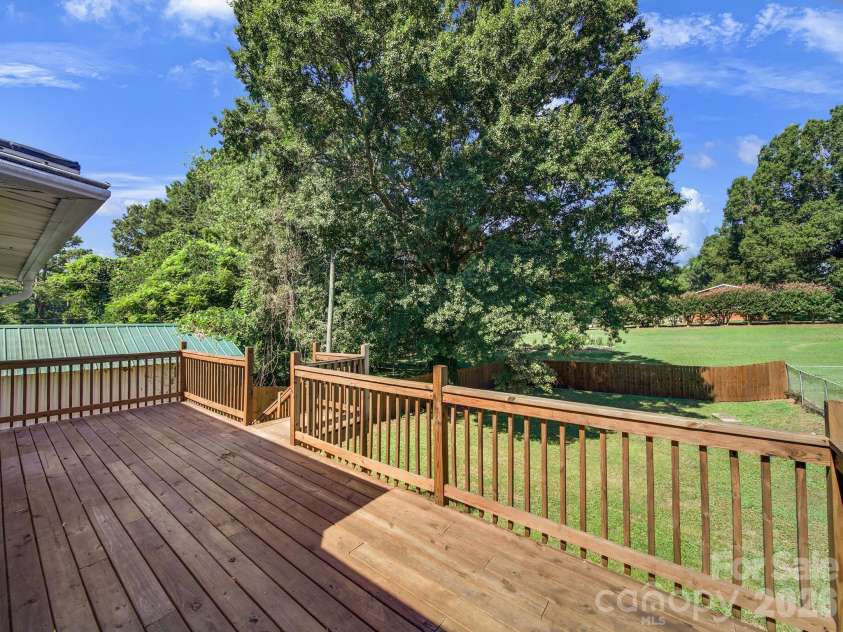 403 Church Street, Gastonia, NC 28054.  MLS# CAR4403736, YatesRealty ID 45022. 