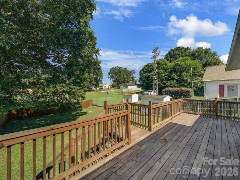 403 Church Street, Gastonia, NC 28054.  MLS# CAR4403736, YatesRealty ID 45022. 
