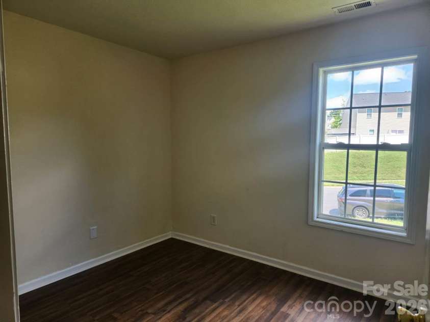 9644 Littleleaf Drive, Charlotte, NC 28215.  MLS# CAR4415285, YatesRealty ID 45026. Bedroom3