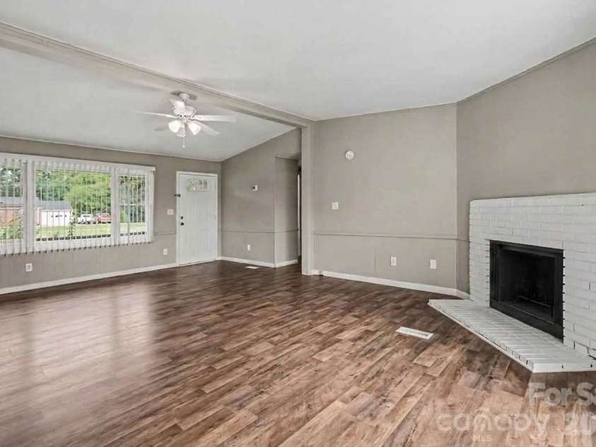 599 Scotts Creek Road, Statesville, NC 28625.  MLS# CAR4414968, YatesRealty ID 45027. 