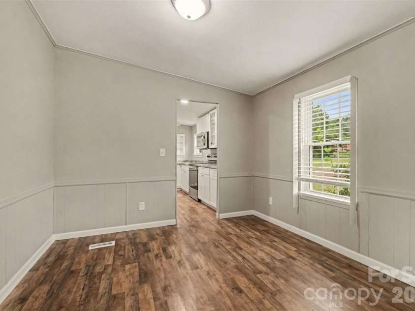 599 Scotts Creek Road, Statesville, NC 28625.  MLS# CAR4414968, YatesRealty ID 45027. 