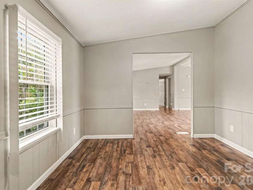 599 Scotts Creek Road, Statesville, NC 28625.  MLS# CAR4414968, YatesRealty ID 45027. 