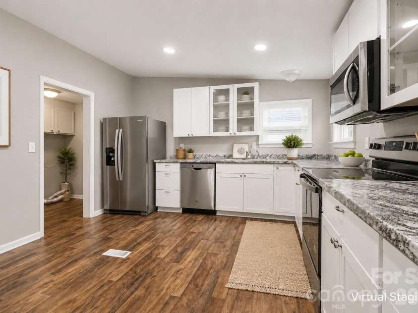 599 Scotts Creek Road, Statesville, NC 28625.  MLS# CAR4414968, YatesRealty ID 45027. 