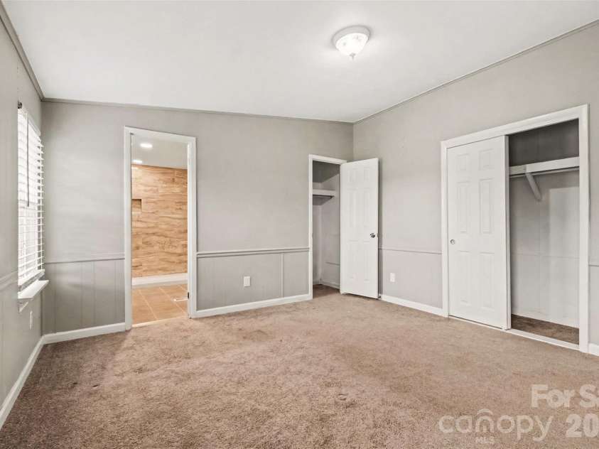 599 Scotts Creek Road, Statesville, NC 28625.  MLS# CAR4414968, YatesRealty ID 45027. 