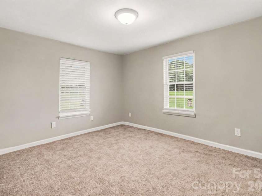 599 Scotts Creek Road, Statesville, NC 28625.  MLS# CAR4414968, YatesRealty ID 45027. 