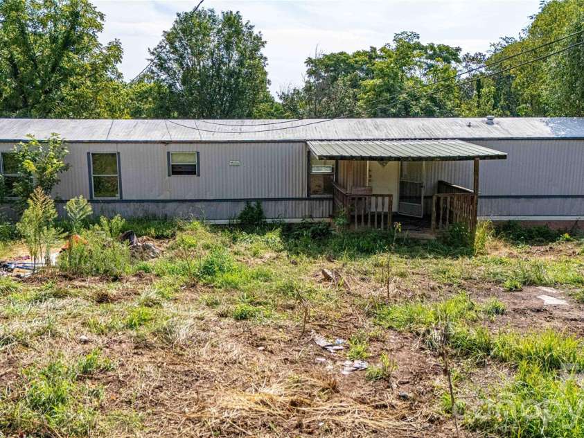 133 Brickyard Road, Asheville, NC 28806.  MLS# CAR4414988, YatesRealty ID 45028. 