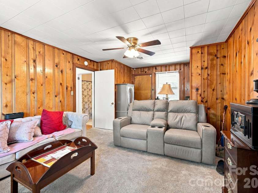 310 Brook Street, Kannapolis, NC 28083.  MLS# CAR4414995, YatesRealty ID 45029. 