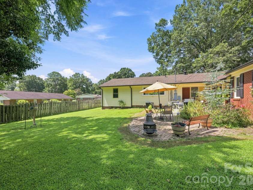 310 Brook Street, Kannapolis, NC 28083.  MLS# CAR4414995, YatesRealty ID 45029. 
