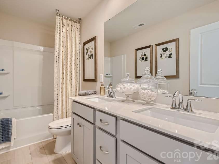 1009 Lookout Shoals Drive, Fort Mill, SC 29715.  MLS# CAR4348920, YatesRealty ID 4503. 