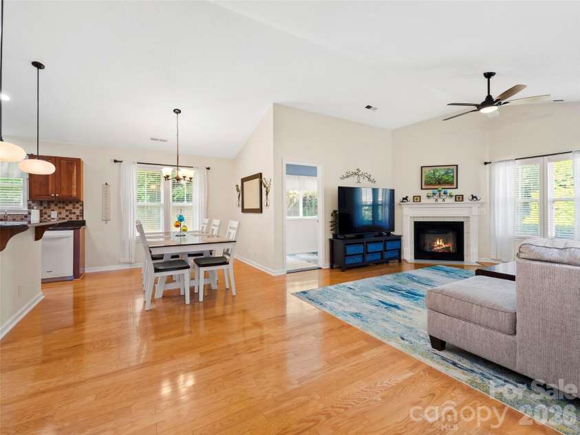 196 Snowy Egret Way, Hendersonville, NC 28792.  MLS# CAR4414886, YatesRealty ID 45031. 