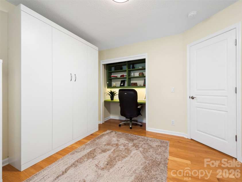 196 Snowy Egret Way, Hendersonville, NC 28792.  MLS# CAR4414886, YatesRealty ID 45031. 