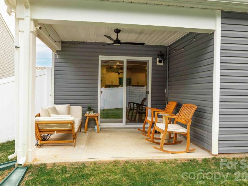 2880 Sherrills Stream Drive, Sherrills Ford, NC 28673.  MLS# CAR4414551, YatesRealty ID 45032. 