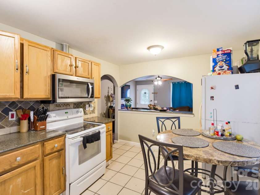 4113 Tryon Street, Charlotte, NC 28217.  MLS# CAR4409699, YatesRealty ID 45047. 