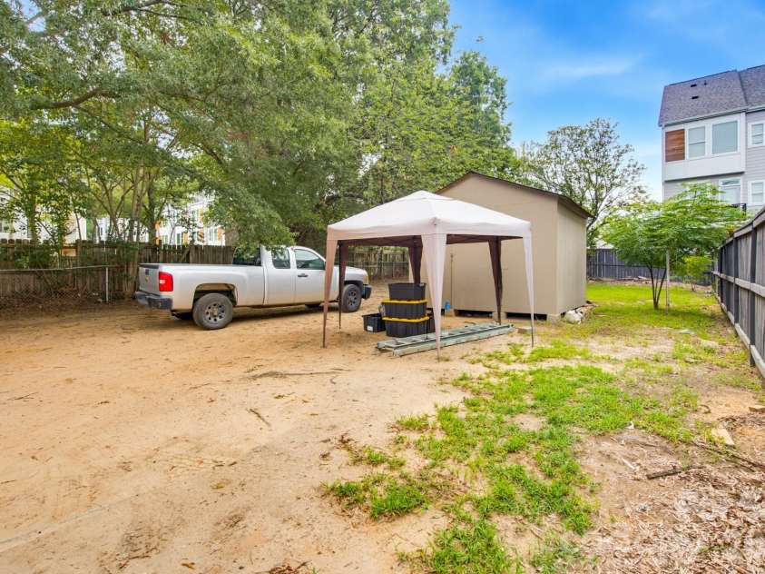 4113 Tryon Street, Charlotte, NC 28217.  MLS# CAR4409699, YatesRealty ID 45047. 