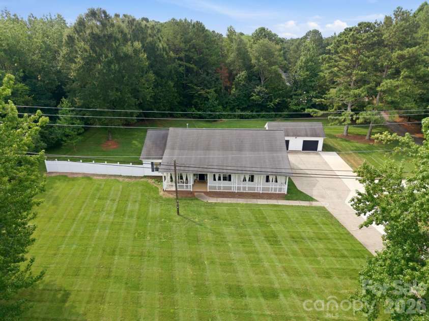 9552 Brief Road, Charlotte, NC 28227.  MLS# CAR4409077, YatesRealty ID 45048. 