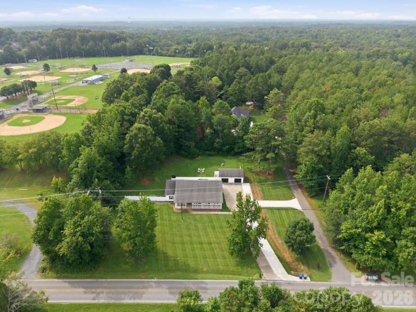 9552 Brief Road, Charlotte, NC 28227.  MLS# CAR4409077, YatesRealty ID 45048. 