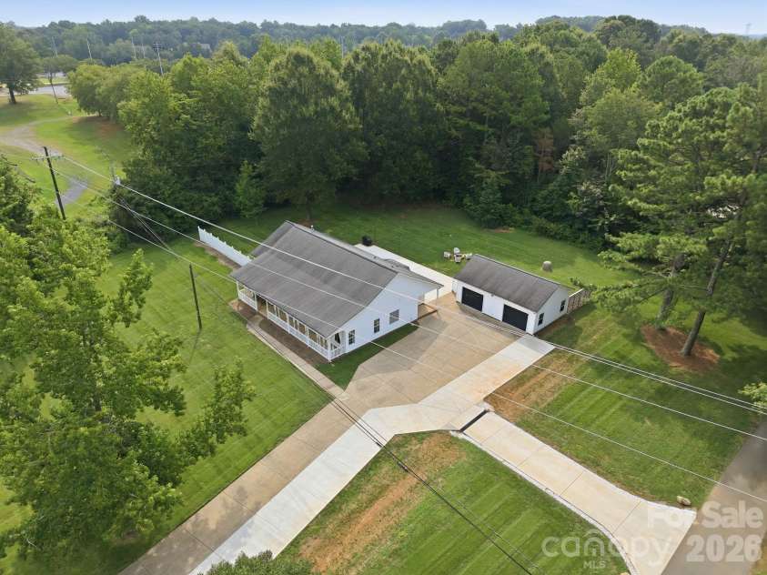 9552 Brief Road, Charlotte, NC 28227.  MLS# CAR4409077, YatesRealty ID 45048. 