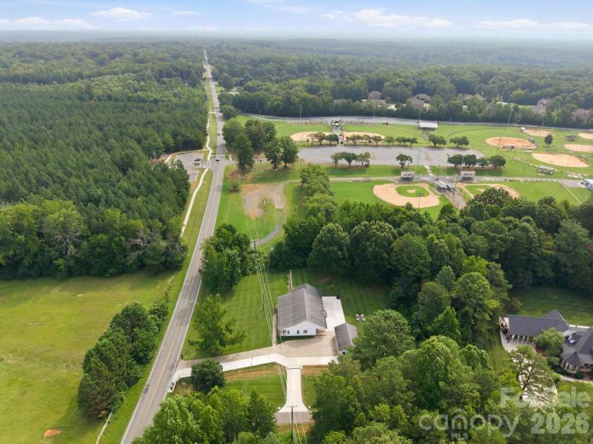 9552 Brief Road, Charlotte, NC 28227.  MLS# CAR4409077, YatesRealty ID 45048. 
