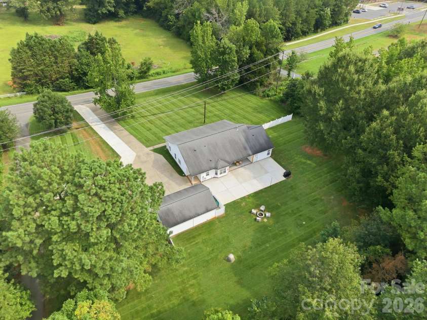 9552 Brief Road, Charlotte, NC 28227.  MLS# CAR4409077, YatesRealty ID 45048. 