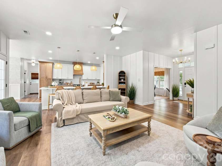 9552 Brief Road, Charlotte, NC 28227.  MLS# CAR4409077, YatesRealty ID 45048. 