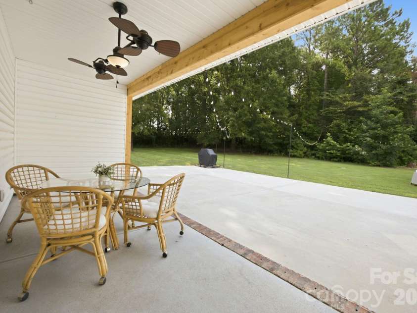 9552 Brief Road, Charlotte, NC 28227.  MLS# CAR4409077, YatesRealty ID 45048. 