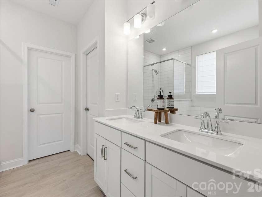 419 Clemson Tree Lane, Clover, SC 29710.  MLS# CAR4344921, YatesRealty ID 4505. 