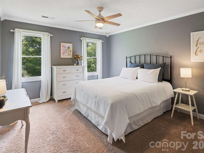 1413 Windemere Lane, Hickory, NC 28602.  MLS# CAR4405540, YatesRealty ID 45050. 