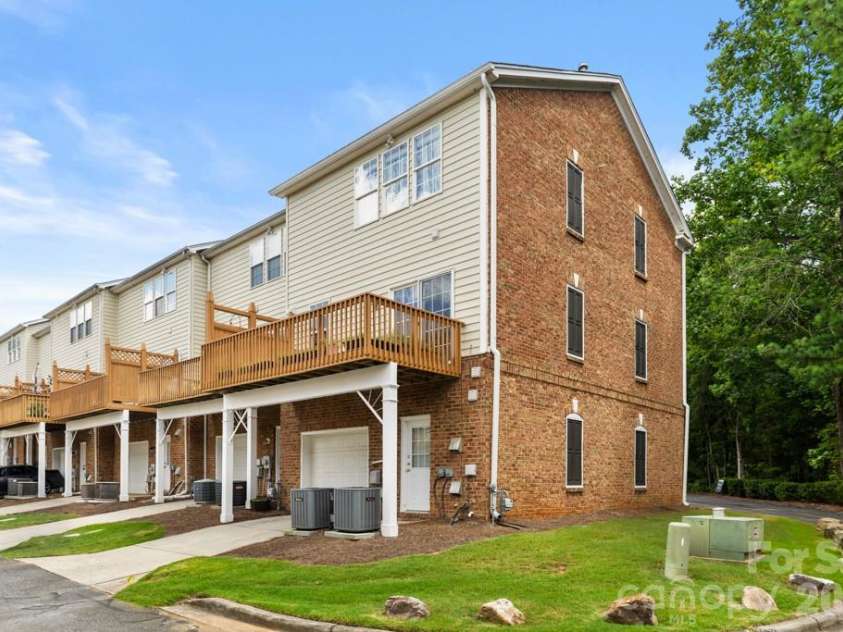 11130 Bladworth Court, Charlotte, NC 28277.  MLS# CAR4401570, YatesRealty ID 45051. 