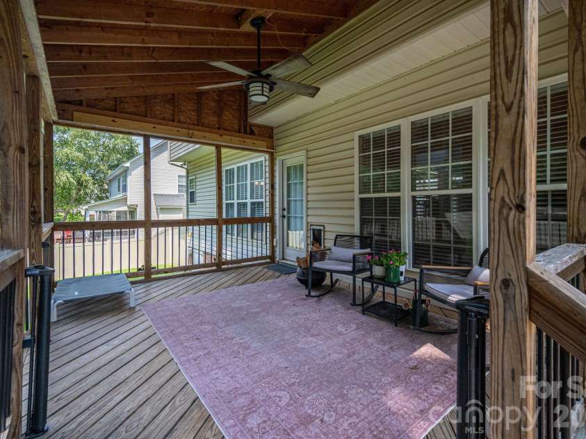 908 Carole Summey Drive, Dallas, NC 28034.  MLS# CAR4415681, YatesRealty ID 45052. 