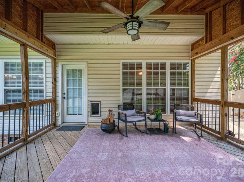 908 Carole Summey Drive, Dallas, NC 28034.  MLS# CAR4415681, YatesRealty ID 45052. 