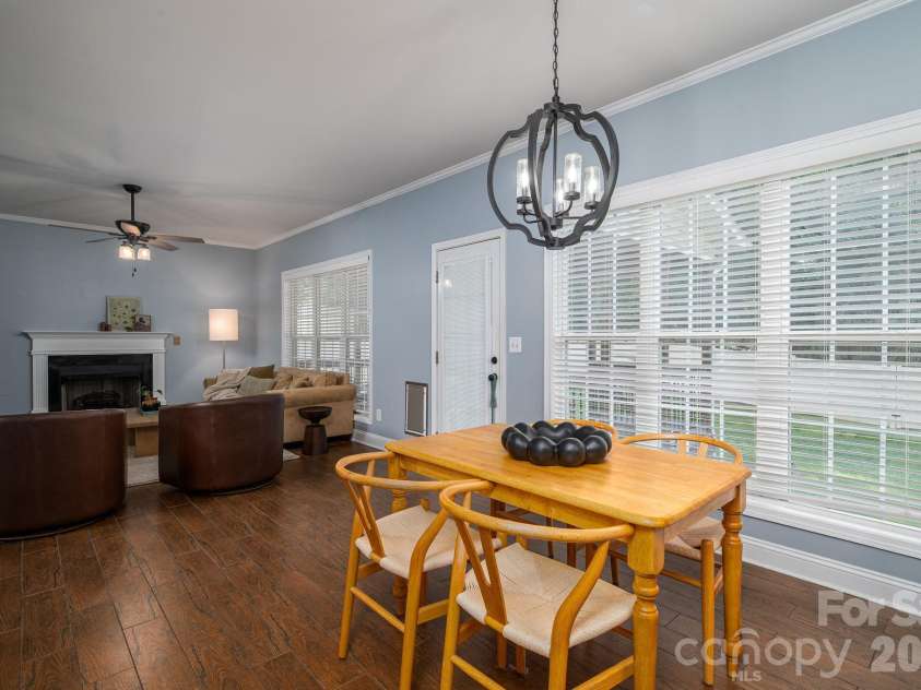 908 Carole Summey Drive, Dallas, NC 28034.  MLS# CAR4415681, YatesRealty ID 45052. 
