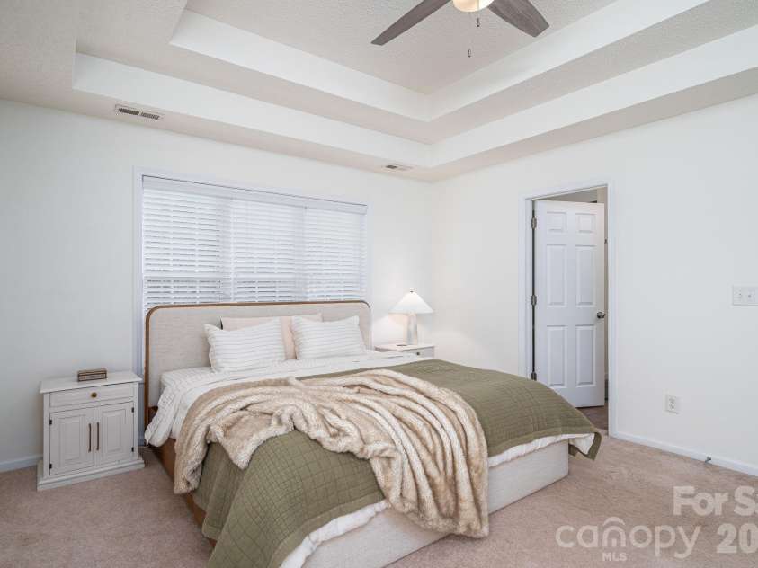 908 Carole Summey Drive, Dallas, NC 28034.  MLS# CAR4415681, YatesRealty ID 45052. 
