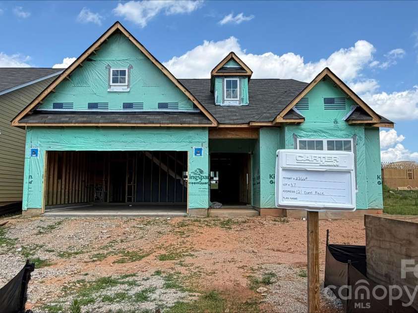 121 Dane Place, Mooresville, NC 28115.  MLS# CAR4392030, YatesRealty ID 45053. 
