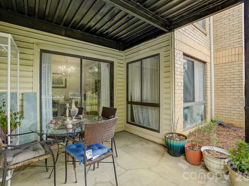 4816 Spring Lake Road, Charlotte, NC 28212.  MLS# CAR4408673, YatesRealty ID 45055. Back Patio