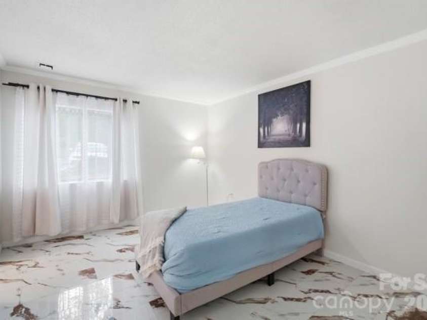 4816 Spring Lake Road, Charlotte, NC 28212.  MLS# CAR4408673, YatesRealty ID 45055. Second Bedroom