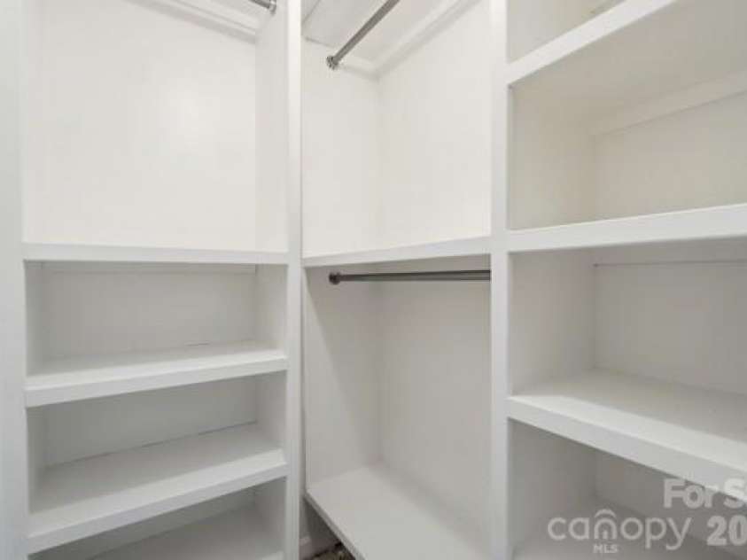 4816 Spring Lake Road, Charlotte, NC 28212.  MLS# CAR4408673, YatesRealty ID 45055. Walk-in closet