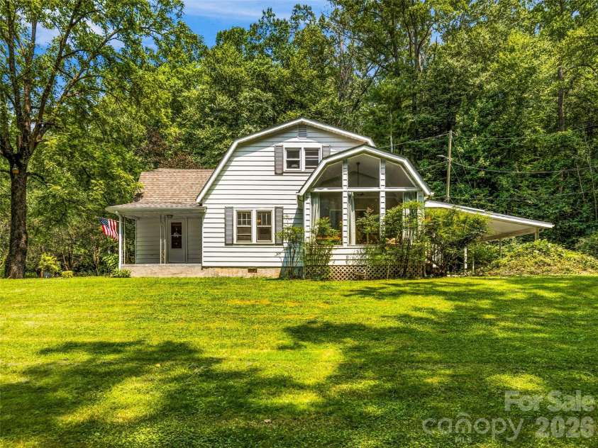 680 Pennsylvania Road, Arden, NC 28704.  MLS# CAR4409240, YatesRealty ID 45056. 