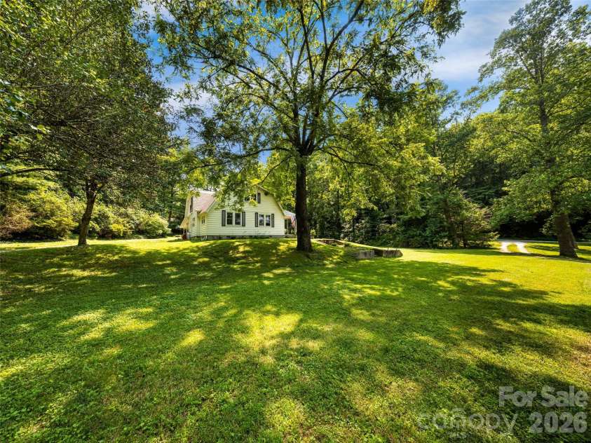 680 Pennsylvania Road, Arden, NC 28704.  MLS# CAR4409240, YatesRealty ID 45056. 