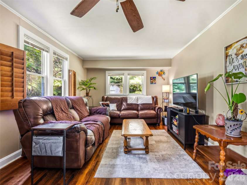 680 Pennsylvania Road, Arden, NC 28704.  MLS# CAR4409240, YatesRealty ID 45056. 