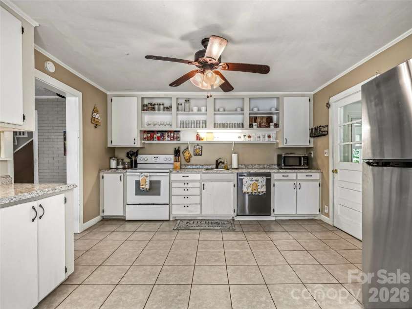 680 Pennsylvania Road, Arden, NC 28704.  MLS# CAR4409240, YatesRealty ID 45056. 