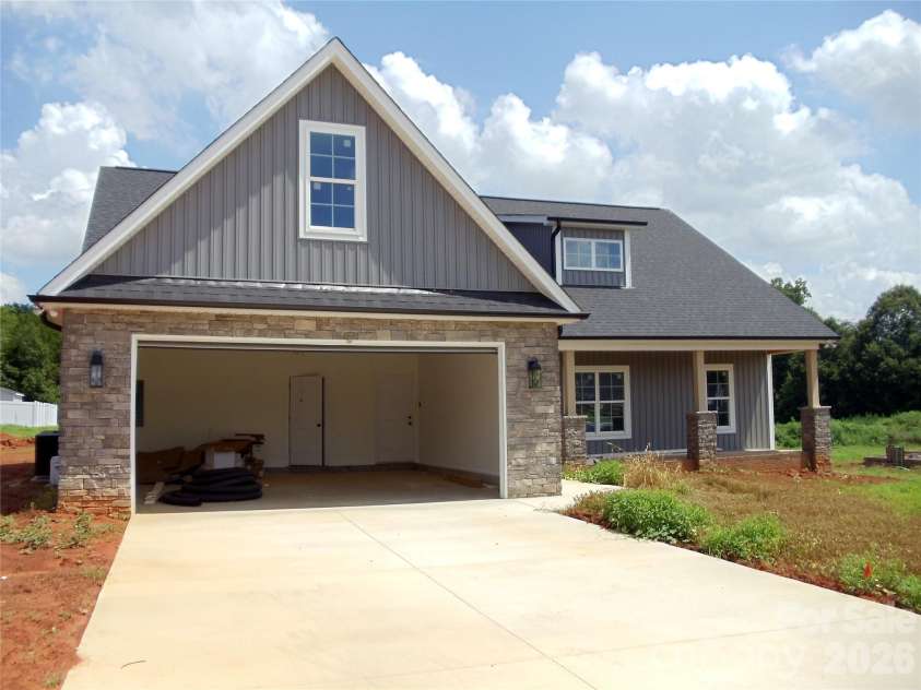 155 Southern Oaks Lane, Salisbury, NC 28147.  MLS# CAR4412772, YatesRealty ID 45059. 