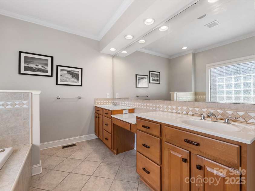153 Stafford Estates Drive, Salisbury, NC 28146.  MLS# CAR4240381, YatesRealty ID 4506. Primary bathroom